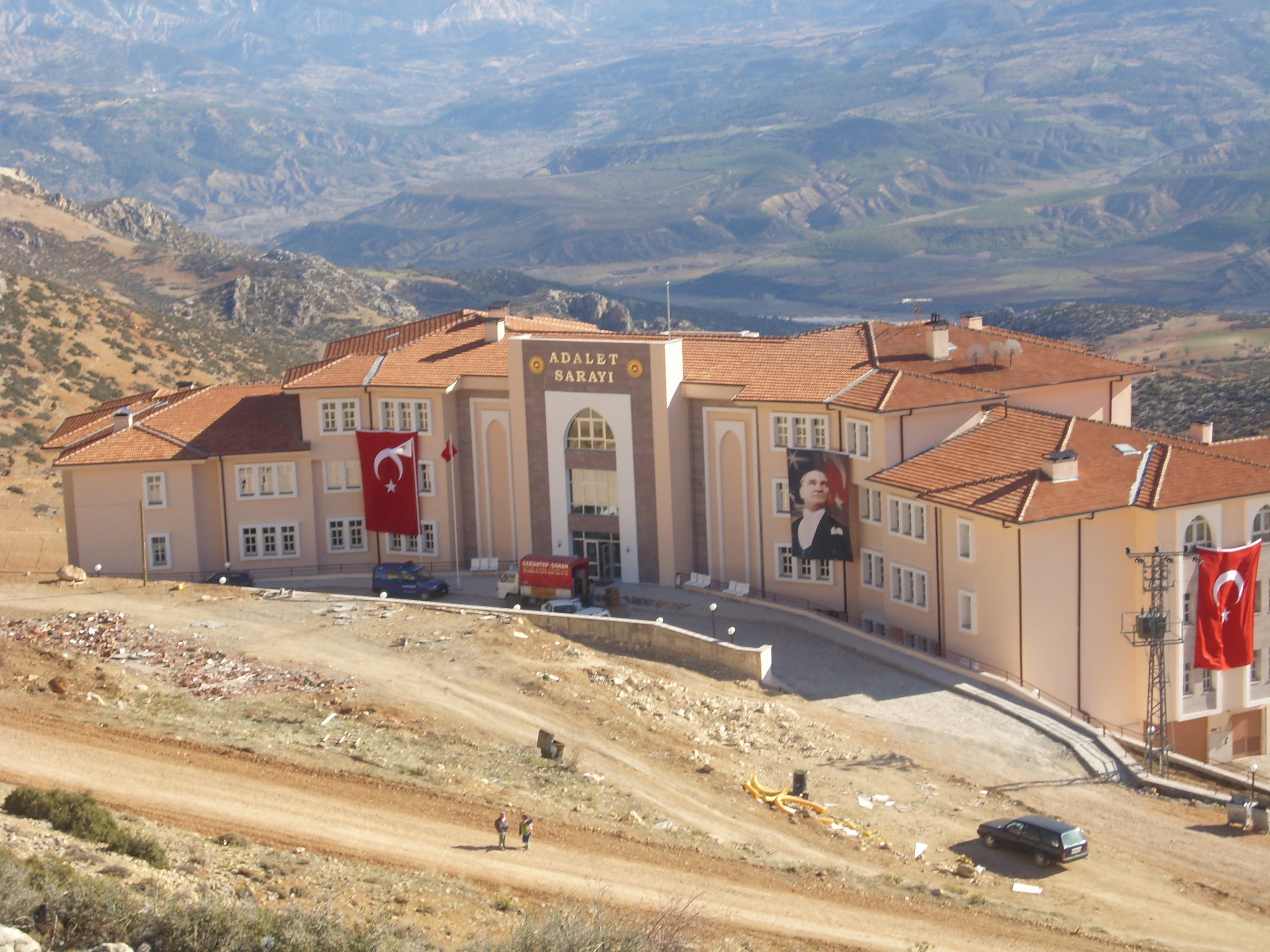 Ermenek adalet sarayı